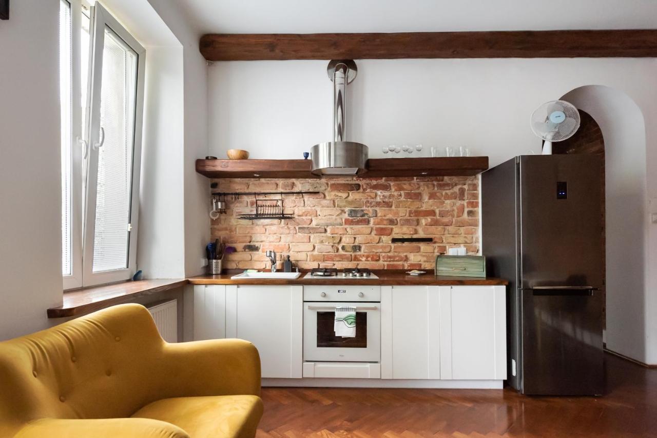 Glogowa Bricks Apartment Варшава Екстер'єр фото