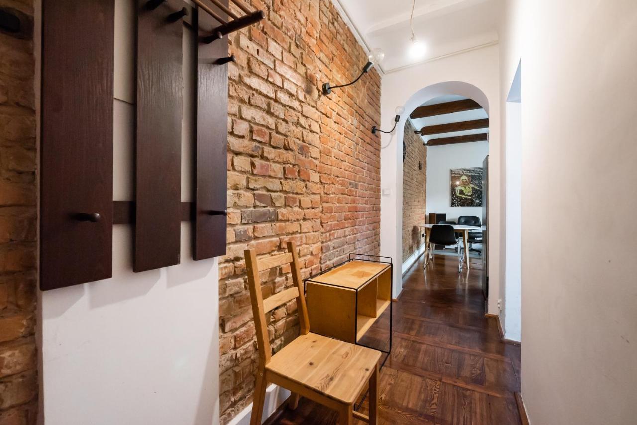 Glogowa Bricks Apartment Варшава Екстер'єр фото