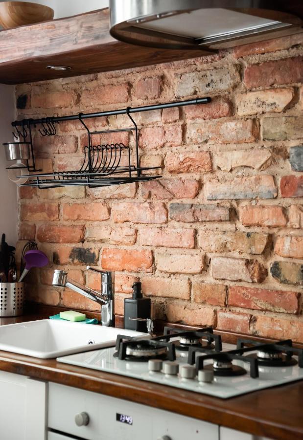 Glogowa Bricks Apartment Варшава Екстер'єр фото